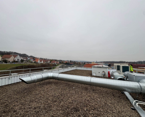 Pose de 50ml de garde-corps en toiture à Reichshoffen