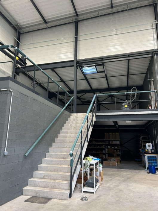 Pose de portes, garde-corps, main courante et d’un escalier à Niederbronn