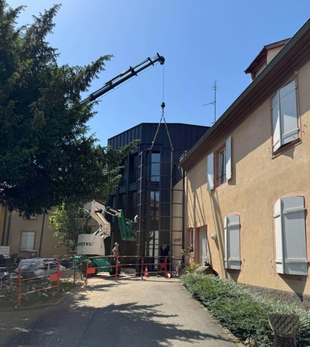 Fabrication et pose d’un escalier hélicoïdal et de garde-corps à l’Ehpad de Dorlisheim